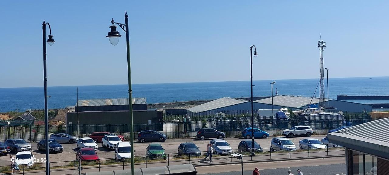 Londonderrys Bar And Accommodation Seaham Exterior foto