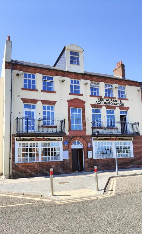 Londonderrys Bar And Accommodation Seaham Exterior foto